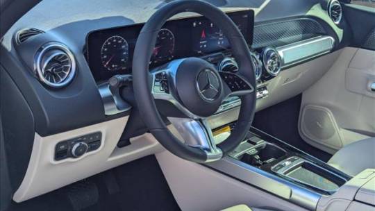 2025 Mercedes-Benz GLB