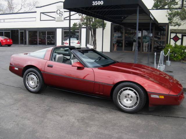 1986 chevrolet corvette - 33k one owner miles