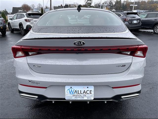 2021 kia k5 gt-line