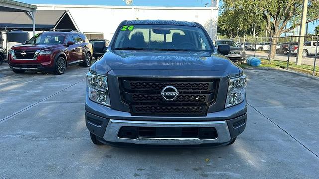 2024 nissan titan sv