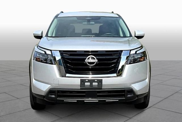 2023 nissan pathfinder sv