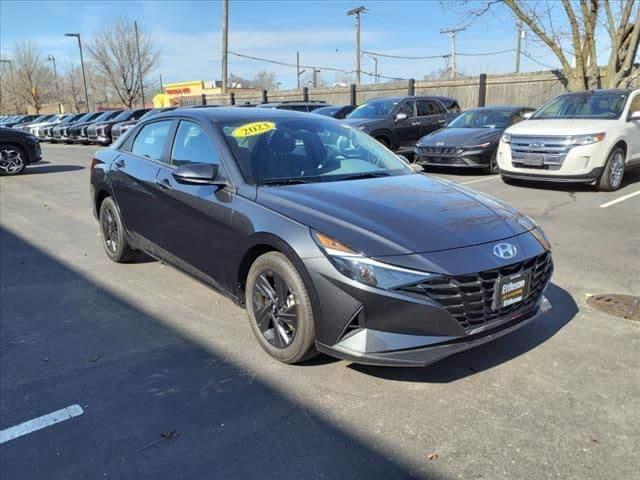 2023 hyundai elantra sel in oakbrook terrace, illinois
