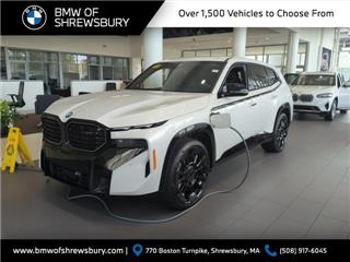 2025 BMW XM base