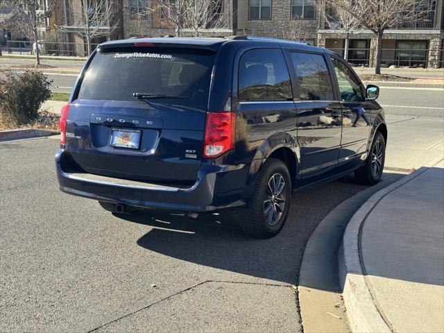 2017 dodge grand caravan sxt