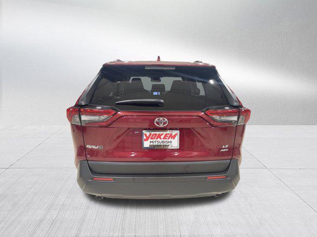 2021 toyota rav4 le