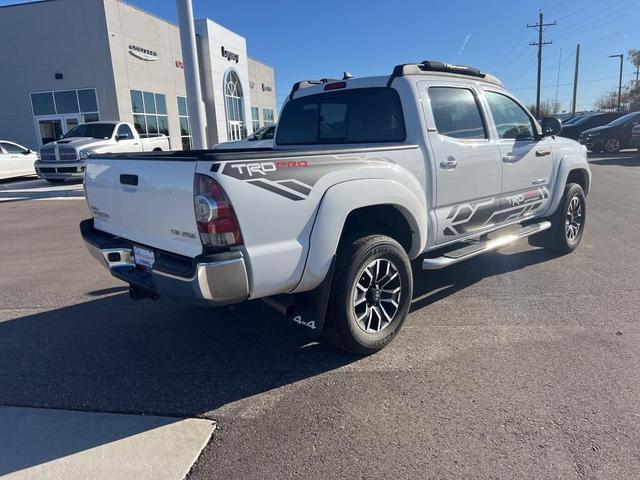 2015 toyota tacoma base