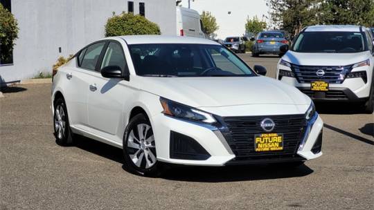 2025 Nissan Altima