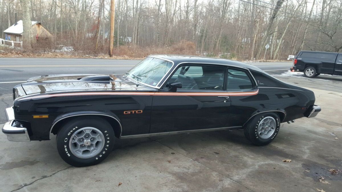 1974 pontiac gto hatchback