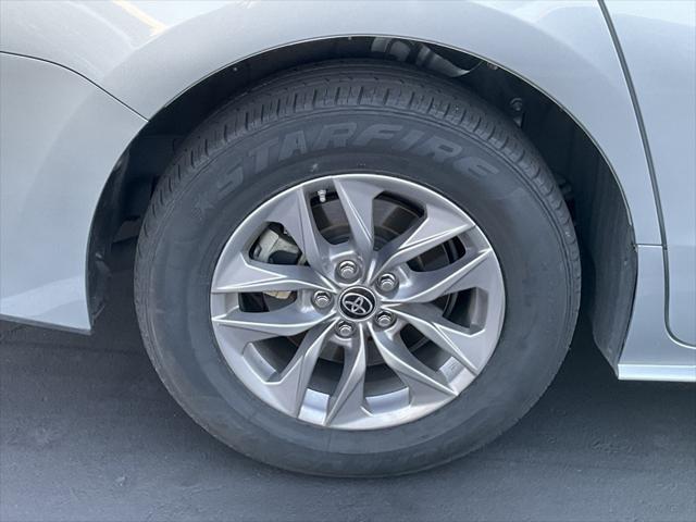 2022 toyota sienna le