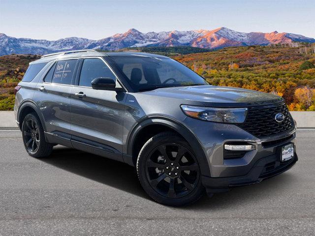 2022 ford explorer st-line