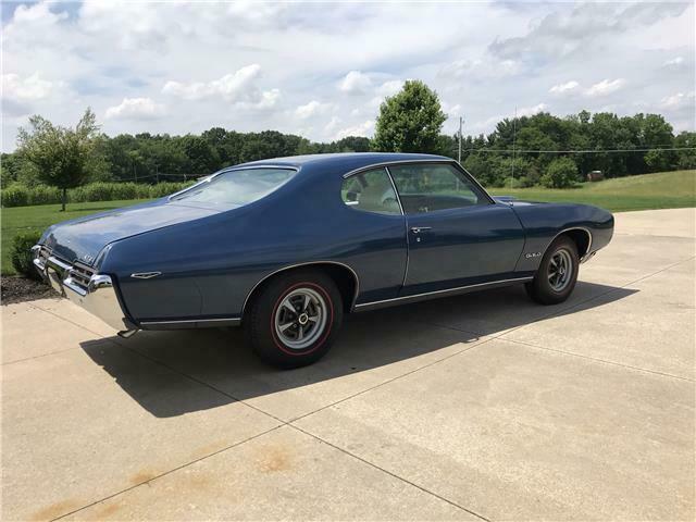 1969 pontiac gto liberty blue 2 door 400 4 speed