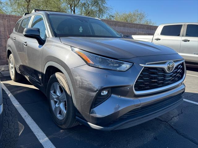 2023 toyota highlander le