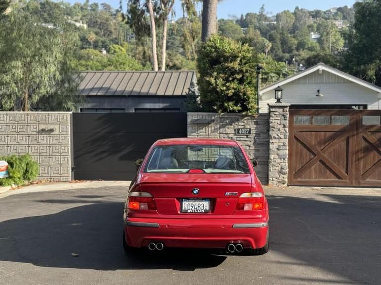 2000 bmw m5