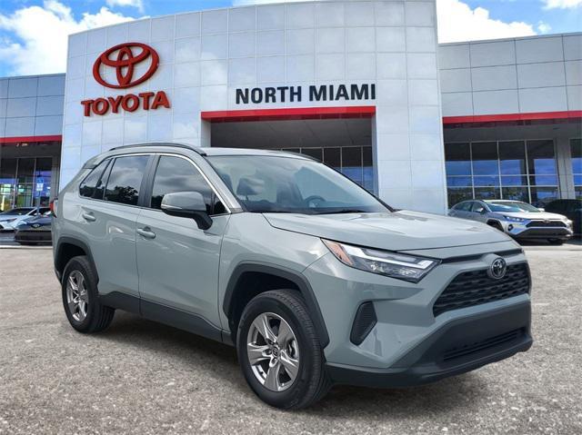 2023 toyota rav4 xle