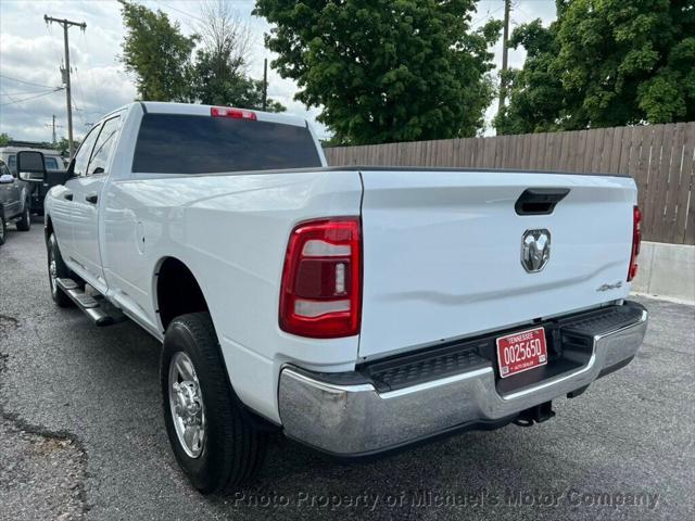 2023 ram 2500 1 owner - 50 gallon tank-new tires - 3 keys - extremely clean