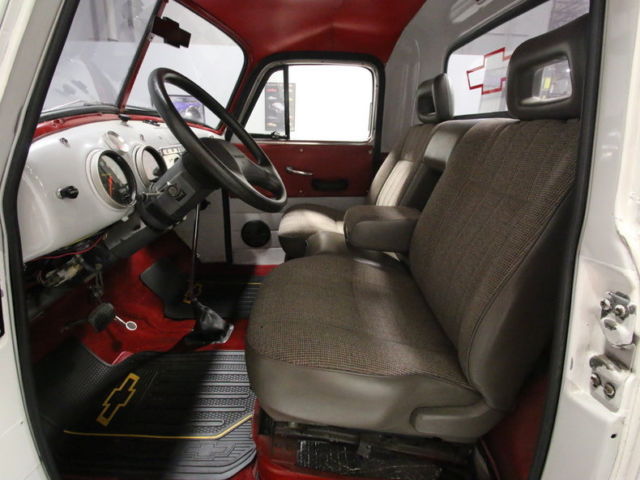 priced-to-move driver 3100, 350 v8, auto, pwr steering & brakes, ready to go!!