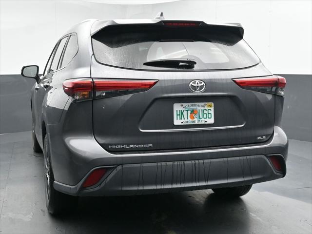 2021 toyota highlander xle