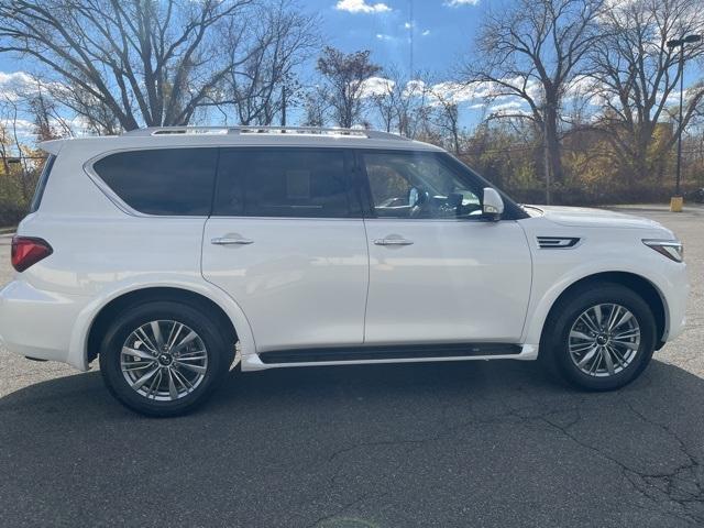 2022 infiniti qx80 luxe