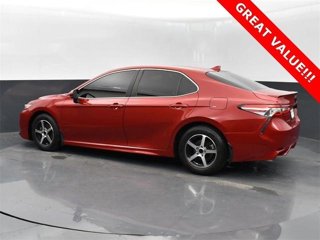 2019 toyota camry se