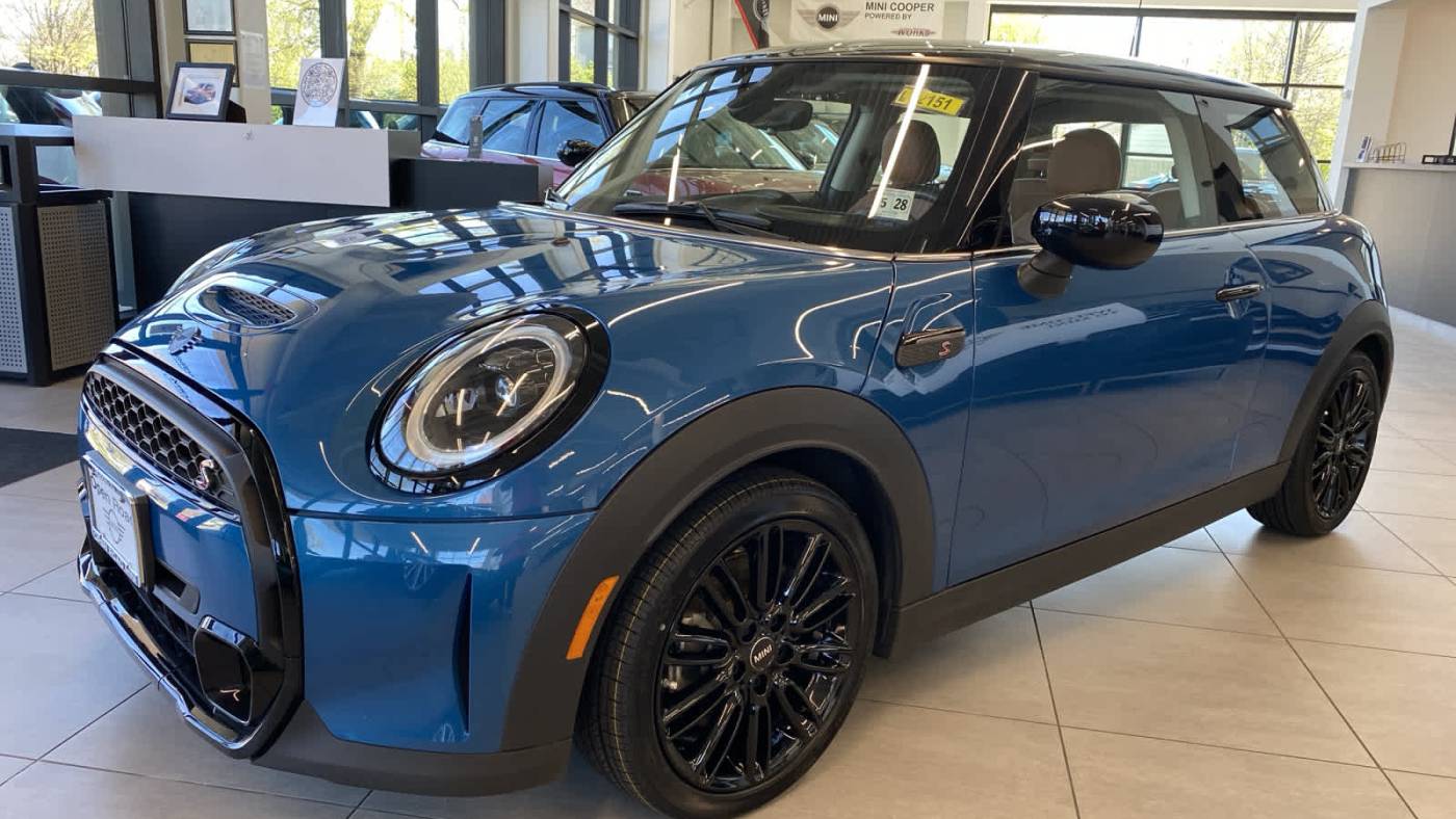 2024 mini hardtop 2 door cooper s