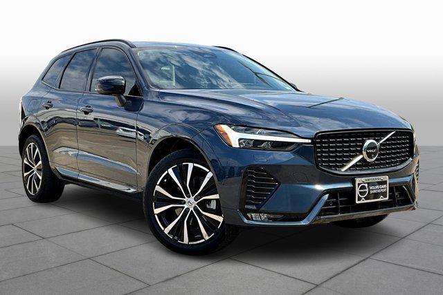 2023 volvo xc60 b5 plus dark theme