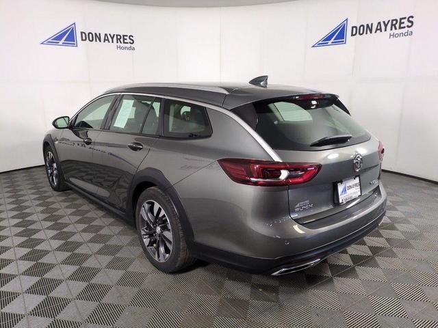 2018 buick regal tourx essence