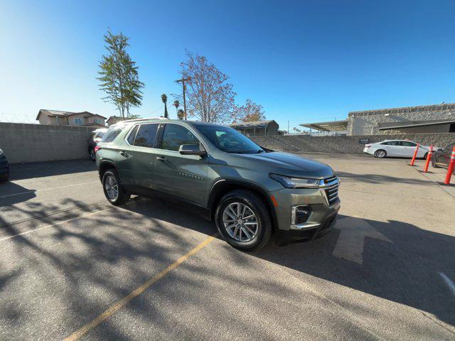 2023 chevrolet traverse lt cloth