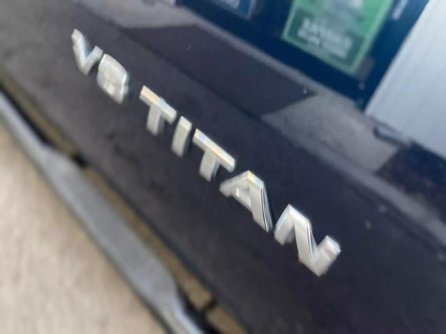 2008 nissan titan le crew cab