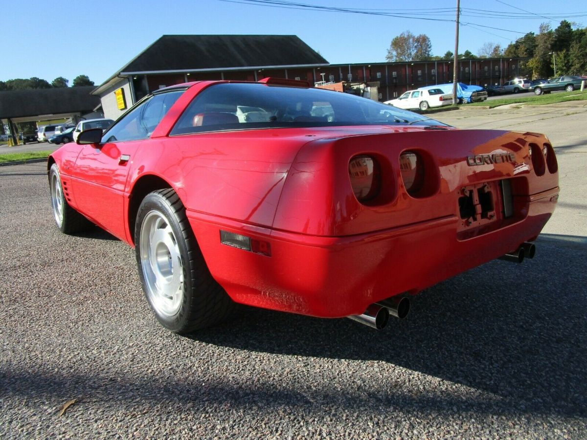 1993 corvette zr1 sport coupe "king of the hill" 405 horsepower 20k miles!!!