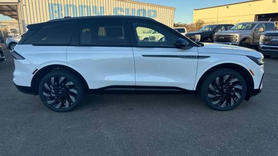 2025 Lincoln Nautilus