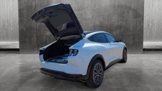 2024 Ford Mustang Mach-E