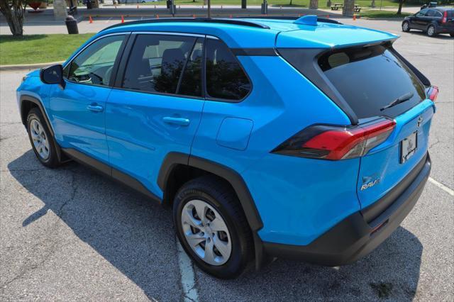 2019 toyota rav4 le