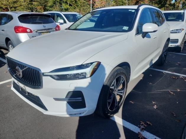 2022 volvo xc60 b5 momentum