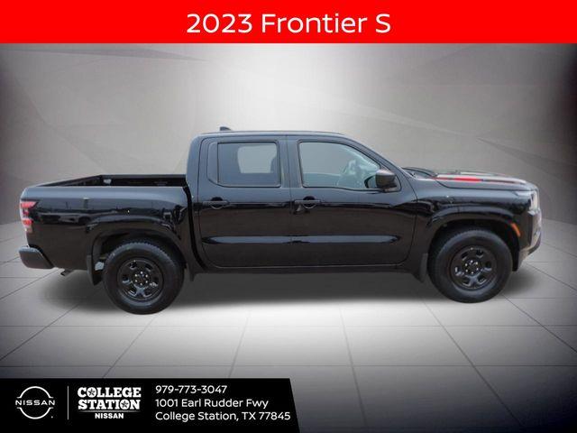 2023 nissan frontier s