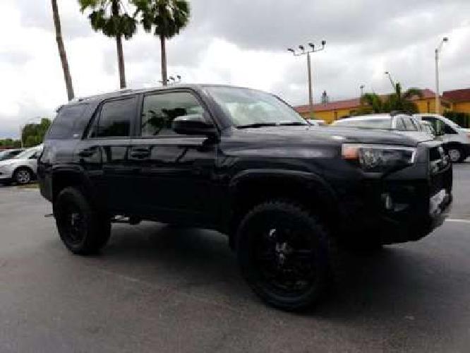 2018 toyota 4runner sr5*lifted*fuel wheels*toyo tires*navigation*3rd row seat in sarasota, fl