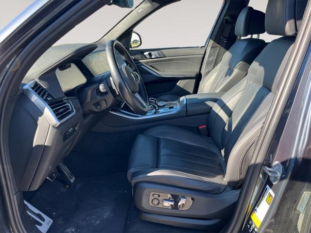2022 bmw x5 m50i