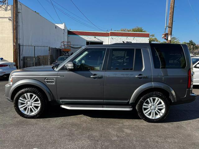 2016 land rover lr4 base