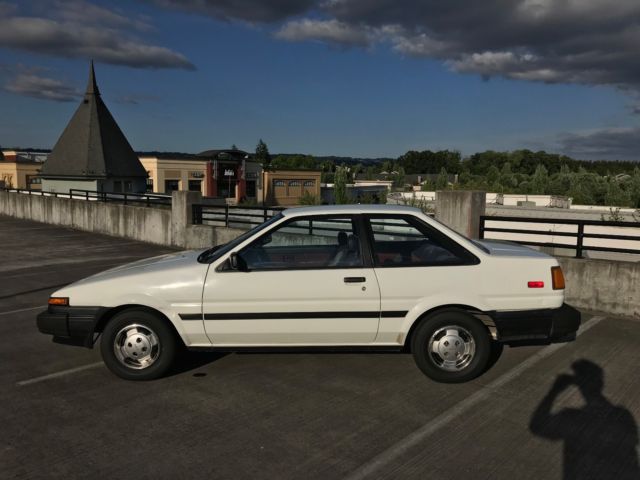 1985 toyota corolla sr5 ae86