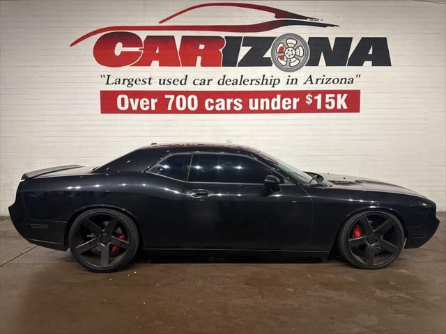 2010 dodge challenger srt8