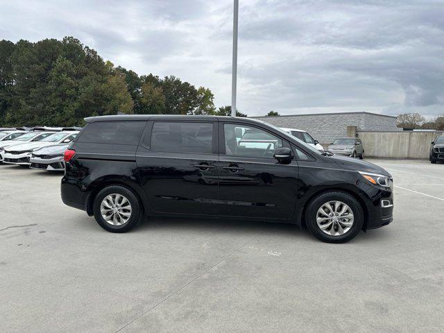 2020 kia sedona lx