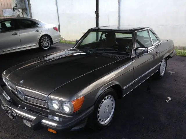 mercedes-benz 560 sl 1989