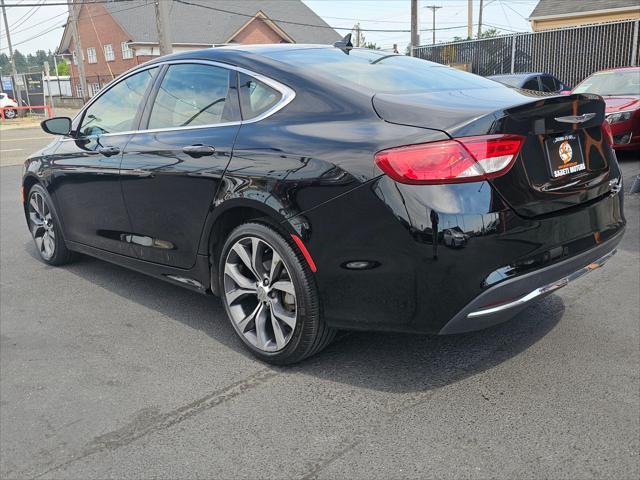 2015 chrysler 200 c