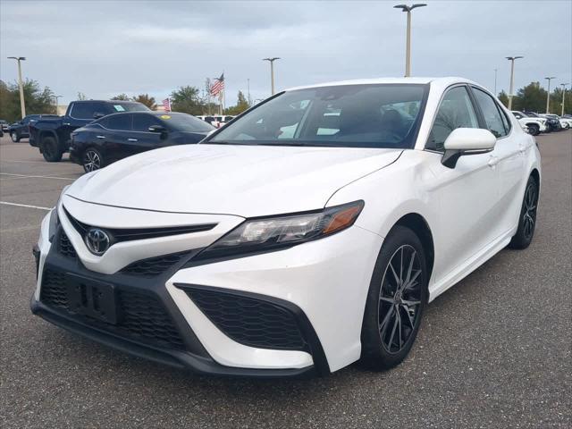 2024 toyota camry se