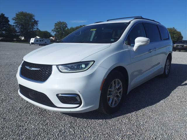 2022 chrysler pacifica touring l