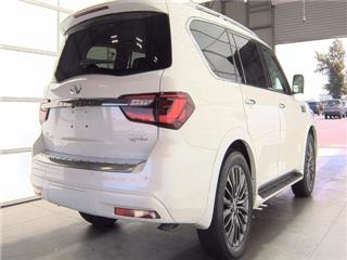 2024 Infiniti QX80 premium select