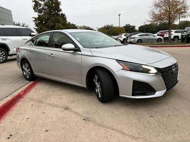2023 nissan altima s fwd