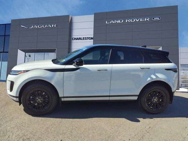 2025 land rover range rover evoque core s
