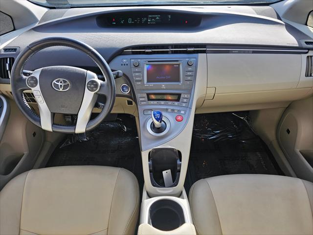 2012 toyota prius five