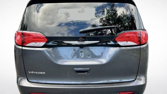 2022 Chrysler Voyager