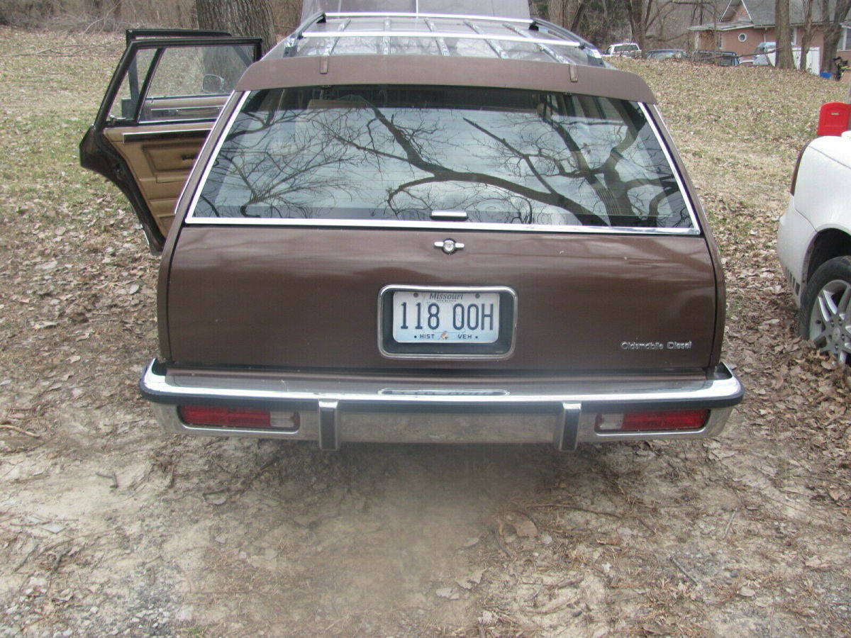 1981 olds cutlass station wagon- no rust-!. 82,000 actual miles-!, 1-owner-!